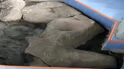 Batu Megantoro atau Jaran Toleh yang berada di kompleks makam Kyai Brojohanilo dan dipercaya memiliki nilai kesakralan tersendiri.