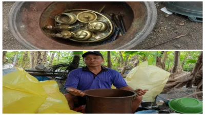 Ahmad Juri memperlihatkan panci kuno tembaga miliknya yang diklaim pernah ditawar Rp1 miliar oleh orang misterius di Sidoarjo.